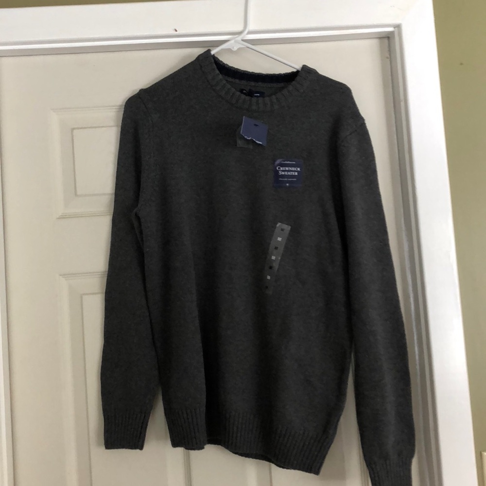 Gray crewneck sweater